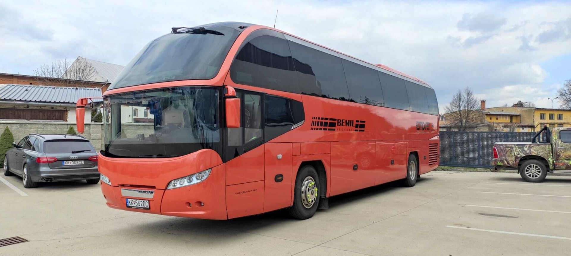 Naše autobusy Neoplan